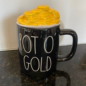 Rae Dunn - POT O’ GOLD - topper mug